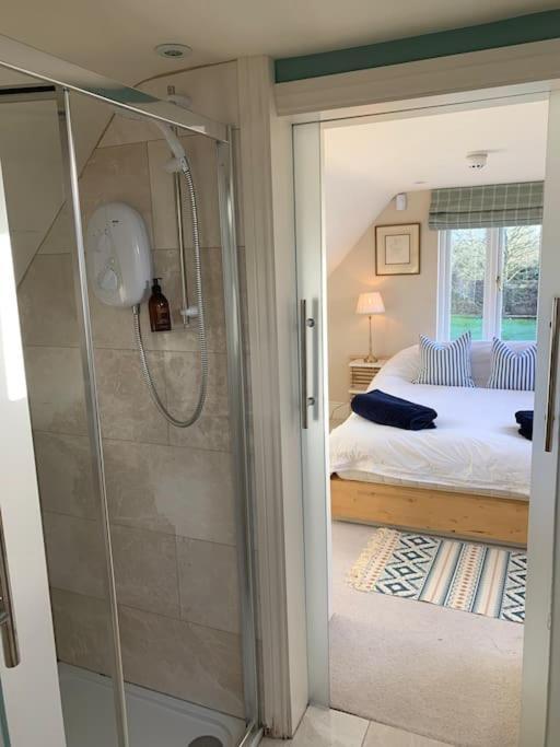Annexe Near Malmesbury / Tetbury Apartment Hankerton Luaran gambar